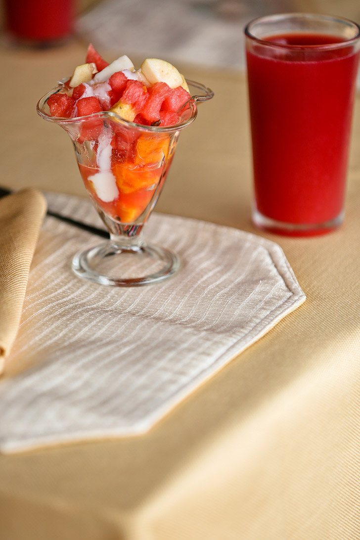 Snack at Rancho Primicias at Galapagos Alternative.