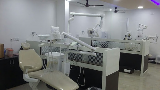 i Smile Dental Care - Multispecialty Dental Clinic, 2nd Floor Sai Shravan Arcade, Above Nilgiris, Near Zuri Hotel, Hoodi, Whitefield Main Road, Whitefield, Bengaluru, Karnataka 560066, India, Dental_Implants_Periodontist, state KA