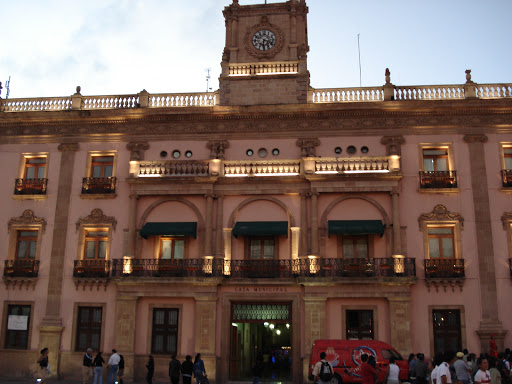 Presidencia Municipal del H. Ayuntamiento de León Guanajuato, Plaza Principal S/N, Centro, 37000 León, Gto., México, Ayuntamiento | GTO