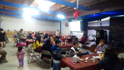 Vida y Familia Comunidad Cristiana, Calle Piliwas 231, Lomas de la Presa, 22813 Ensenada, B.C., México, Iglesia cristiana | BC