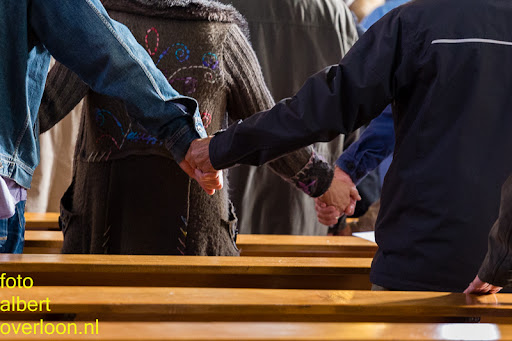 herdenkingsdienst en een stille tocht naar het Engelse kerkhof 12-10-2014 (33).jpg