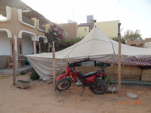 Marrocos e Mauritãnia a Queimar Pneu e Gasolina - Página 8 DSC06158