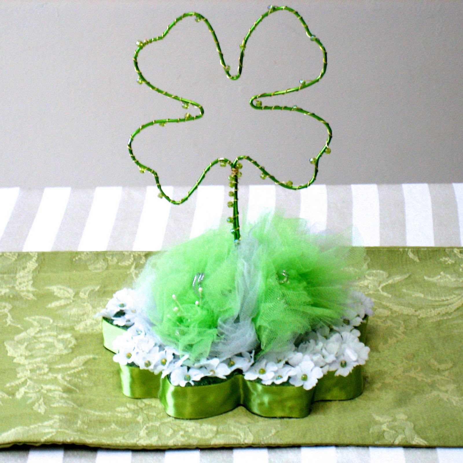 Sewing and Crafting with Sarah: St. Patrick's Day Centerpiece