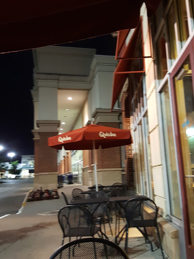 Mexican Restaurant «QDOBA Mexican Eats», reviews and photos, 2721 Edmondson Rd, Cincinnati, OH 45209, USA