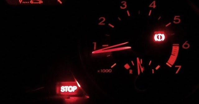Aviso painel “STOP” + Freio de mão (!) – Renault Megane – Part I