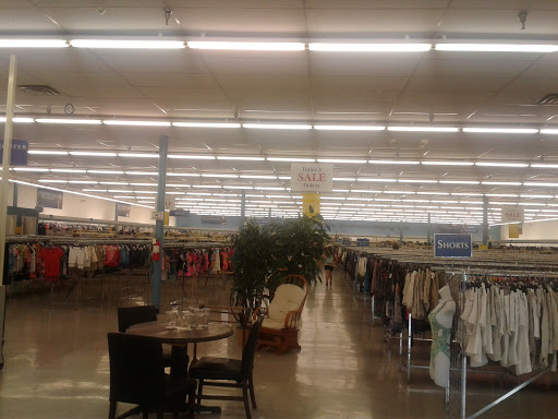 Thrift Store «Goodwill Industries of Middle Tennessee», reviews and photos, 1031 W Main St #8b, Lebanon, TN 37087, USA