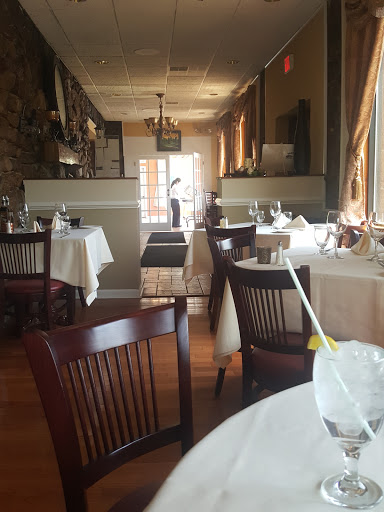 Restaurant «Lakeside», reviews and photos, 438 Lakes Rd, Monroe, NY 10950, USA