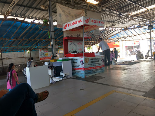 VJ Honda, Shree Sai Nath Complex, Shantinagar, Near Vitthalwadi Station, Kalyan Ambernath Road, Ulhasnagar, Mumbai, Maharashtra 421002, India, Motorbike_Shop, state MH
