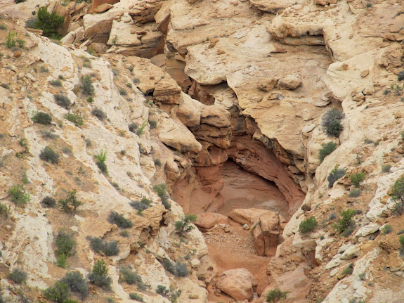 Upper end of Little Wild Horse Canyon slot