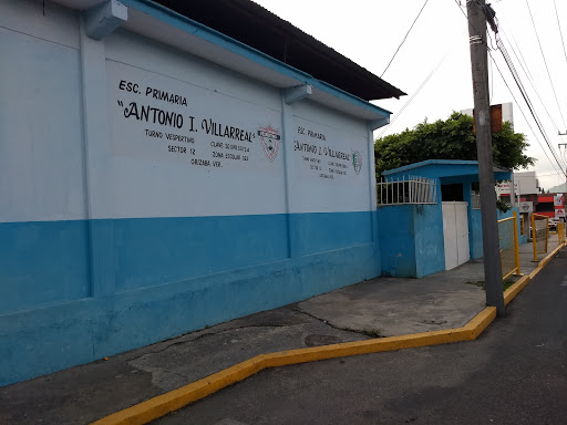 Escuela Antonio I. Villarreal, Oriente 6 #983, Rafael Alvarado, 94340 Orizaba, Ver., México, Escuela preparatoria | VER