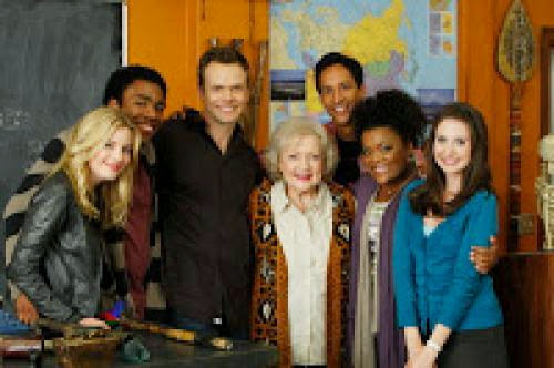 Studying Humanity An Advance Review Of The Second Season Premiere Of Community