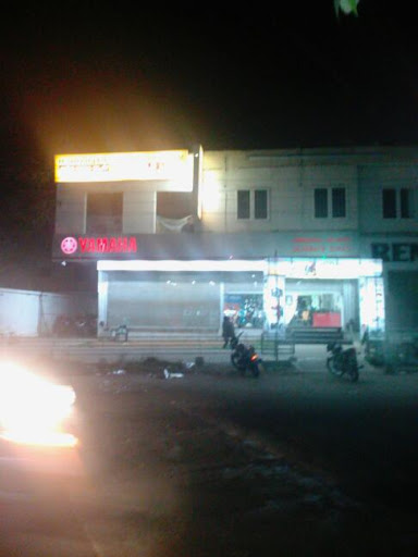 Yamaha, College Rd, Odakkadu, Tiruppur, Tamil Nadu 641687, India, Motorbike_Shop, state TN