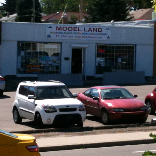 Model Land logo