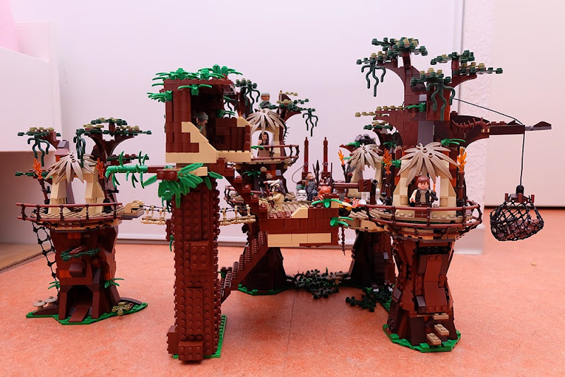Featured image of post Ewok Village Lego Moc Now that lego have provided us with an ewok village i am delighted with it