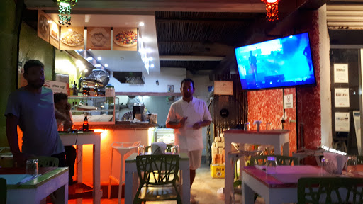 Capricci Pizza & Sfizi, Miguel Hidalgo, Centro - Supmza. 001, Isla Mujeres, Q.R., México, Pizza para llevar | QROO