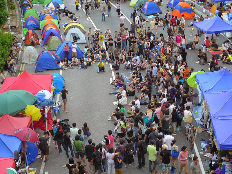 The Umbrella Revolution в Гонконге - профилактический ремонт