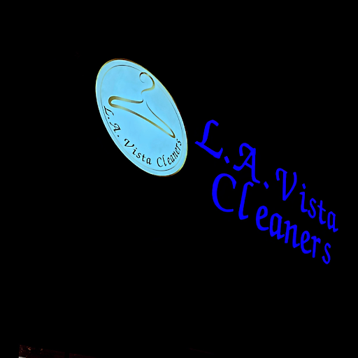 La Vista Cleaners logo