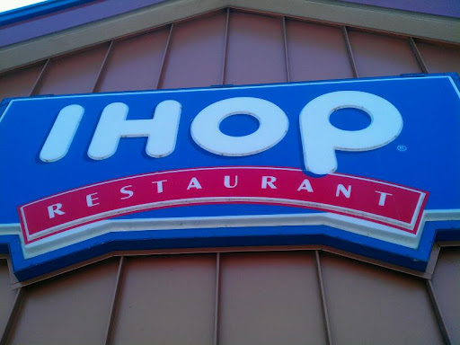 Restaurant «IHOP», reviews and photos, 22810 Vanowen St, West Hills, CA 91307, USA