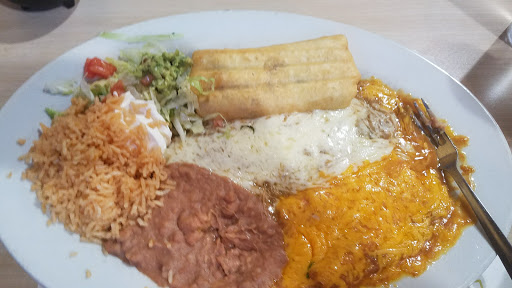 Mexican Restaurant «Los Garcia Mexican Restaurant», reviews and photos, 8745 700 E #1, Sandy, UT 84070, USA