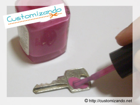 Customização de chave com esmalte