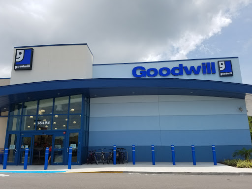 Thrift Store «Goodwill Clearwater Store», reviews and photos, 16494 US Hwy 19 N, Clearwater, FL 33764, USA