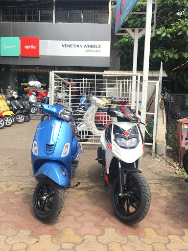 Venetian Wheels, 255/1, Highway Park Apartment, Old P.B Road, Kirwala Naka, Kolhapur, Maharashtra, India, Motor_Scooter_Dealer, state MH