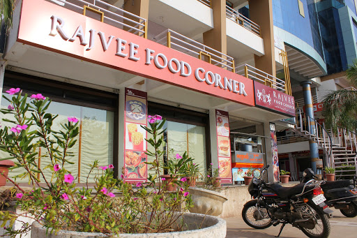 Rajvee Food Corner, Shop No.1,Ground Floor,Pratik Mall,Near City Pulse, Gandhinagar - Ahmedabad Rd, Urjanagar 1, Kudasan, Randesan, Gandhinagar, Gujarat 382421, India, Punjabi_Restaurant, state GJ