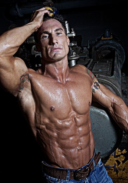 Sean Royer - Hot Male Bodybuilder Fitness Model