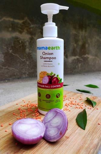 Mamaearth Onion Hair Fall Control Shampoo Review