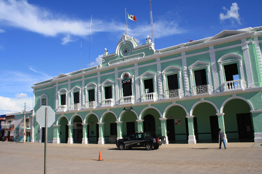 Ayuntamiento Tecoh, Calle 31, 92A, guadalupe, 97820 Tecoh, Yuc., México, Oficina de gobierno local | YUC