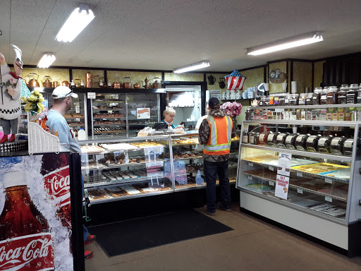 Bakery «Mackinaw Bakery», reviews and photos, 110 Langlade St, Mackinaw City, MI 49701, USA