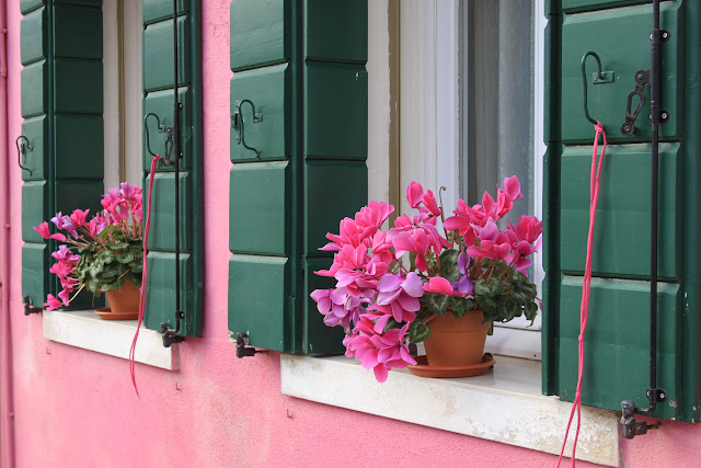 Detalle de una fachada en Burano