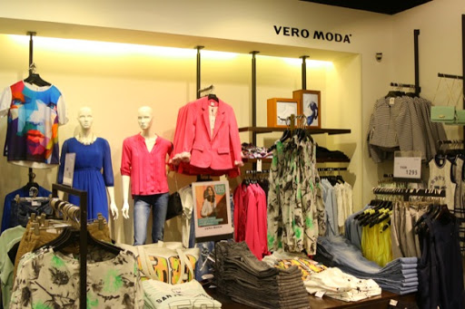 Veromoda, 142, Velachery Rd, Indira Gandh Nagar, Velachery, Chennai, Tamil Nadu 600042, India, Women_Clothing_Accessories_Store, state TN