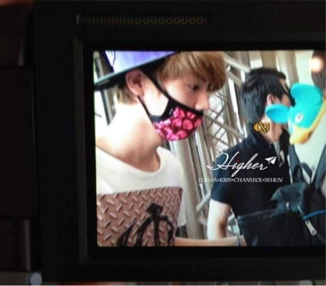 [12.05.21][PICS] EXO tại sân bay LAX, L.A - trở về HQ Blogger-image-749408061