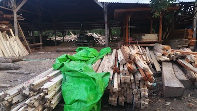 Photos of Ud Manik Kembar