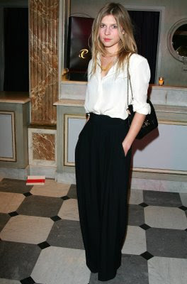 07750_Clemence_Poesy_-_Fashion_Dinner_for_Aid.jpg