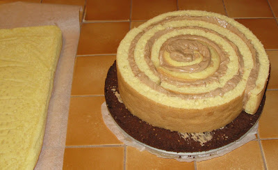 Délice au praliné, montage du gâteau