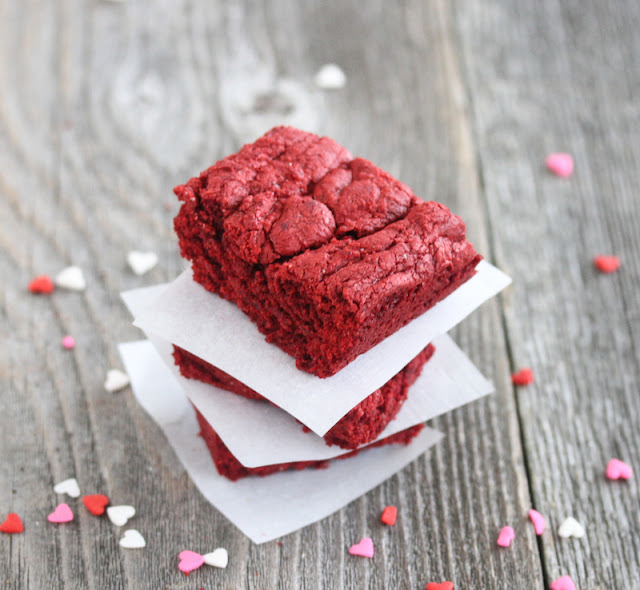 Red Velvet Cake Brownies for Valentine's Day! | Recipe | Cake mix brownies, Brownie  cake, Brownies recipe homemade