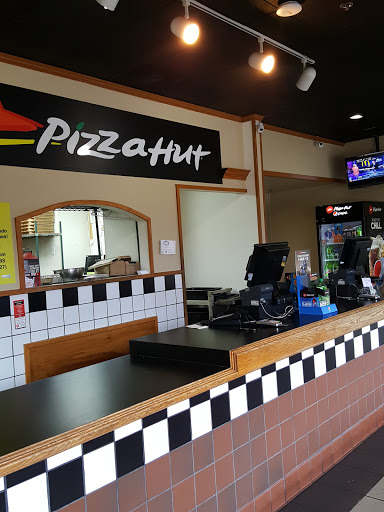 Pizza Restaurant «Pizza Hut», reviews and photos, 140 Stony Point Rd F, Santa Rosa, CA 95401, USA
