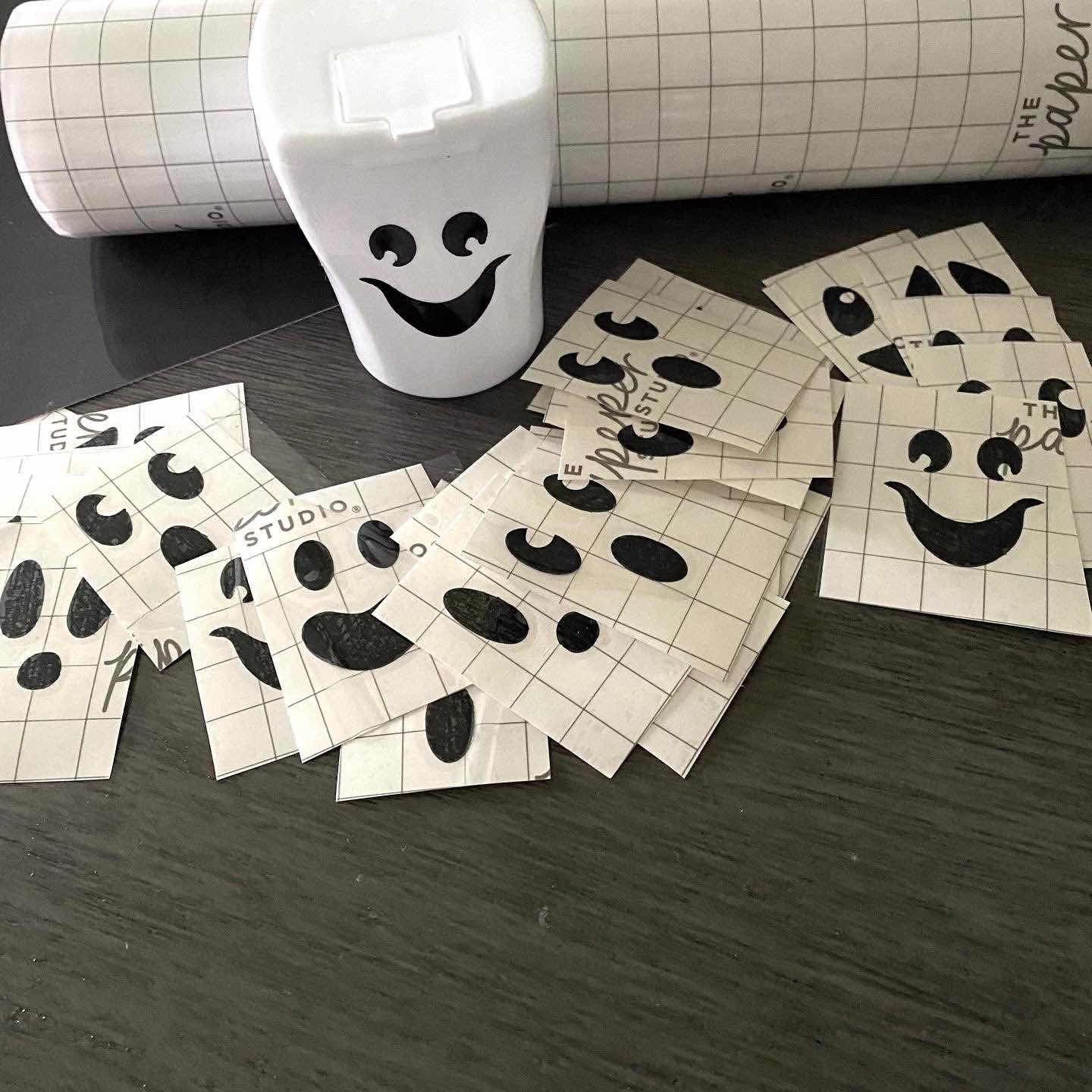 gum container ghosts