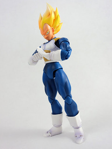 [BANDAI] [Tópico Oficial] Dragon Ball Z S.H. Figuarts: Vegeta - Página 14 DSC05704