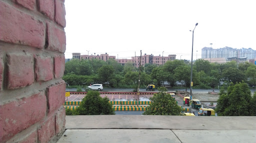 Hostel 6, Noida-Greater Noida Expy, Sector 125, Noida, Uttar Pradesh 201313, India, Hostel, state UP