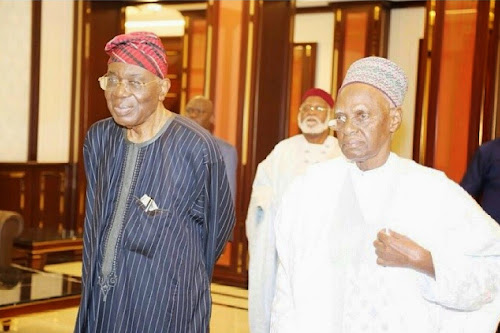 Photos Of Goodluck Jonathan And Four Former Heads Of State At A Private Meeting In Aso Rock 2