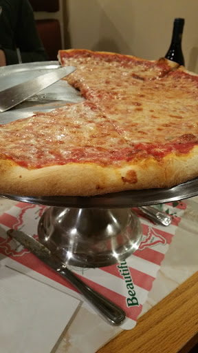 Pizza Restaurant «Pizza Beat», reviews and photos, 2575 Central Park Ave, Yonkers, NY 10710, USA