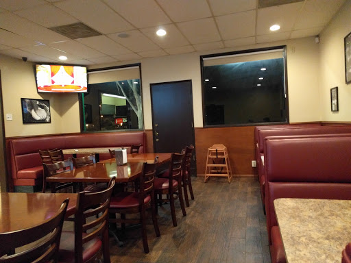Pizza Restaurant «Uncle Reds Pizzeria», reviews and photos, 13762 Clark Ave, Bellflower, CA 90706, USA