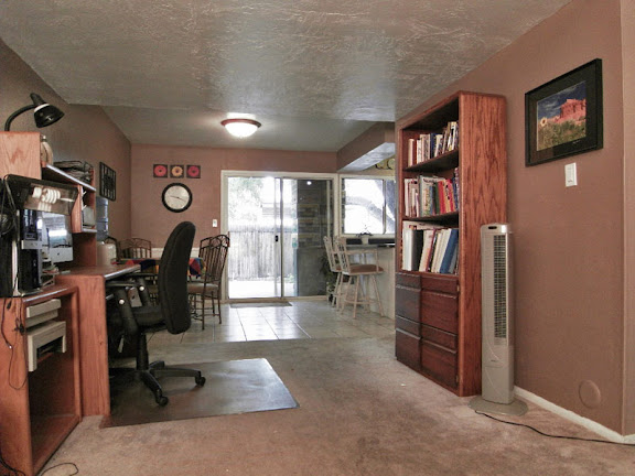 dining area and kitchen of this Tempe home for sale
