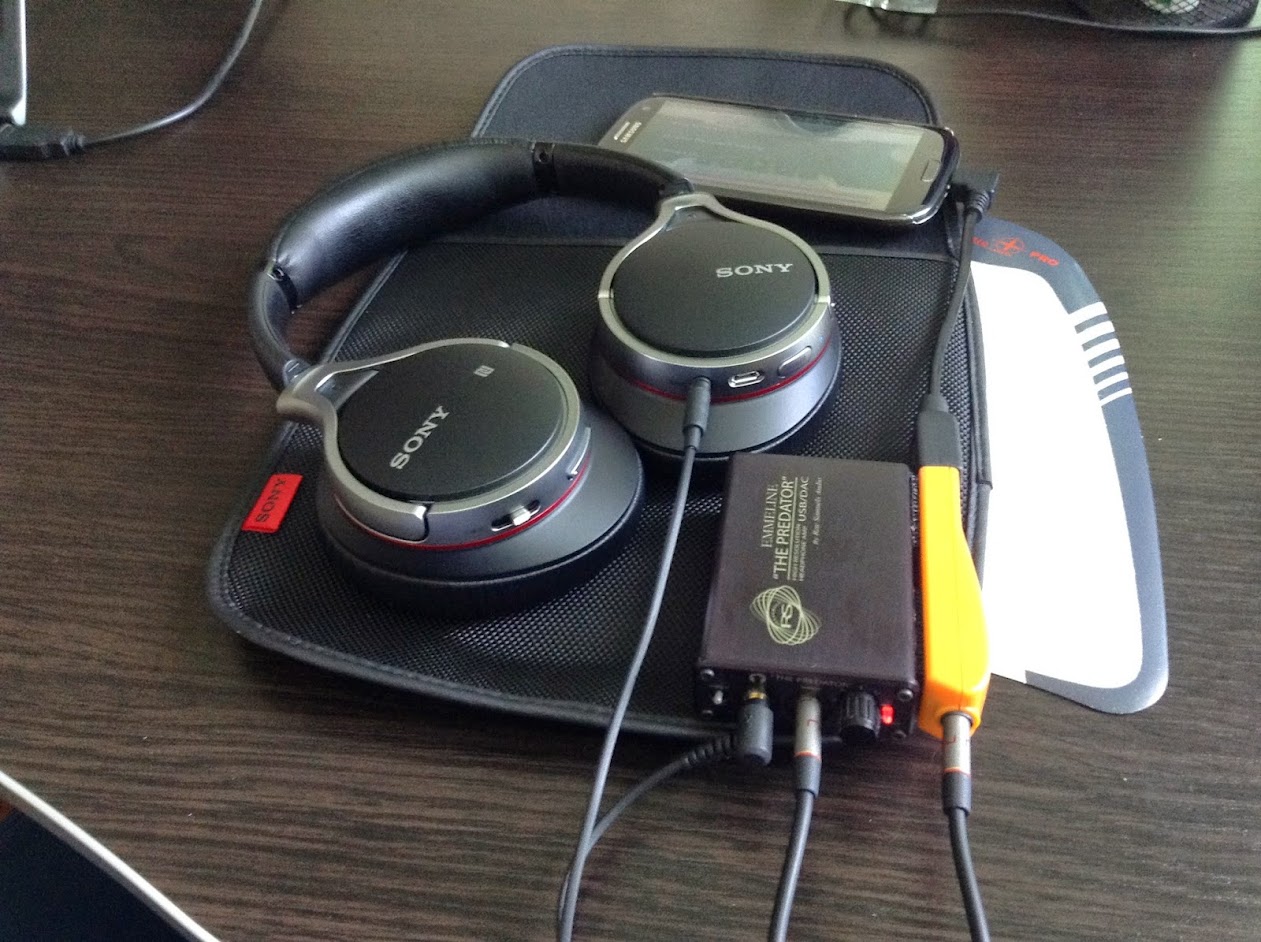 MDR-R10RBT_1.JPG
