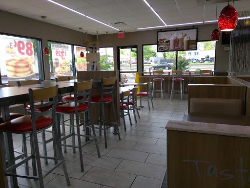 Fast Food Restaurant «Burger King», reviews and photos, 2735 Veterans Memorial Hwy SW, Austell, GA 30168, USA
