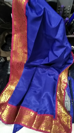 Batra Fancy Dress Shoppie, B-5/284, Rammurti Passi Marg, Block C, Pocket 5, Sector 11, Rohini, Delhi, 110085, India, Costume_Shop, state UP