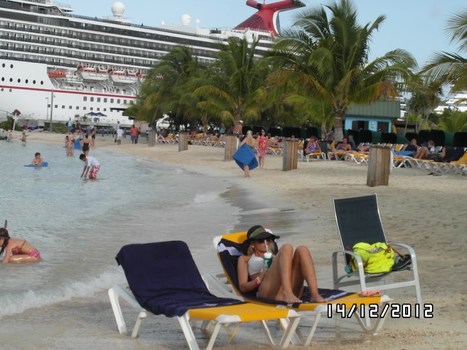 Из круиза по Западным Карибам на лайнере Carnival Legend, декабрь 2012